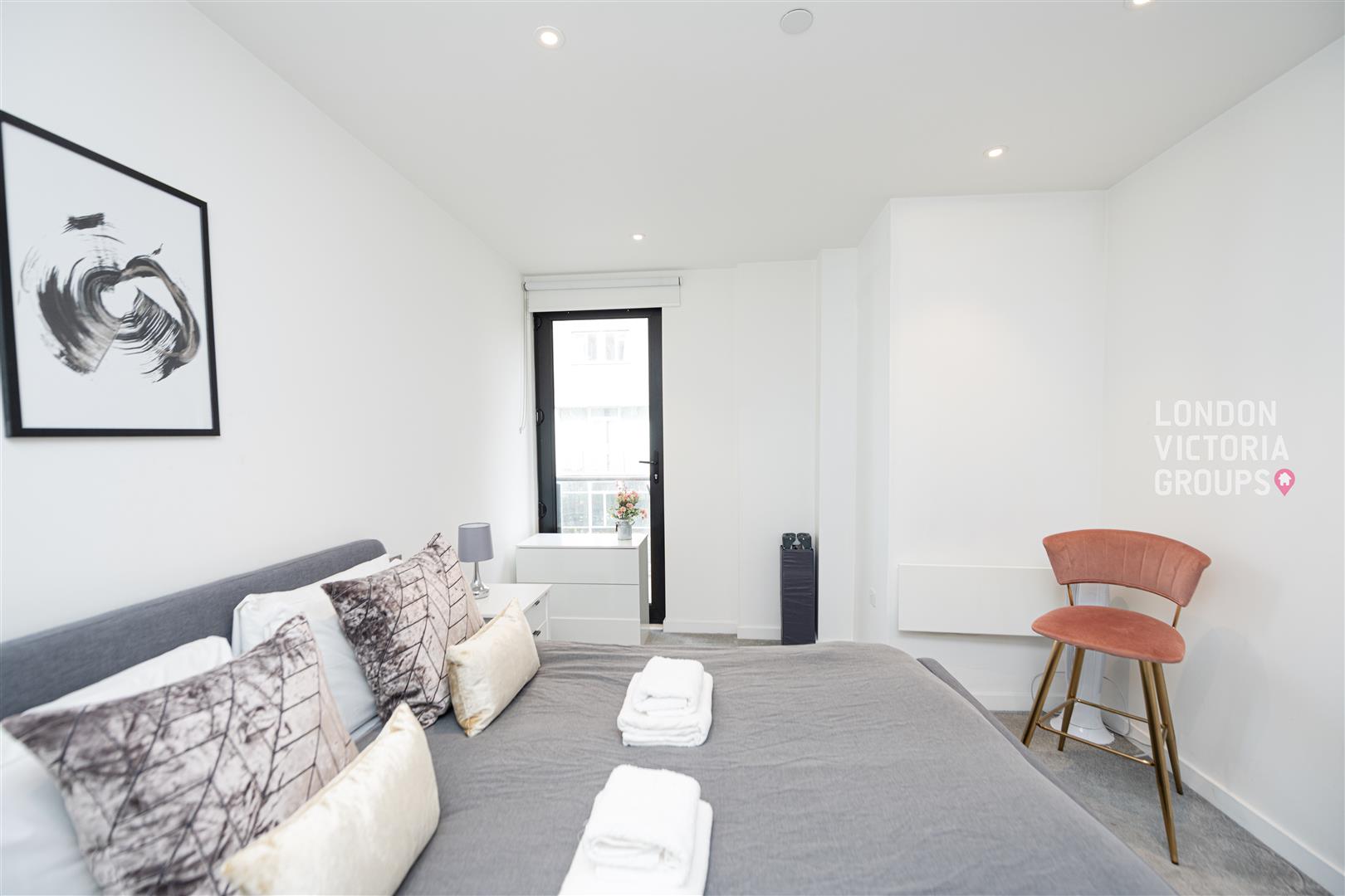 Luxe Tower, 12 Dock Street, London